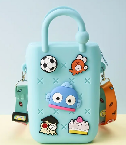 Mobilväska med charms